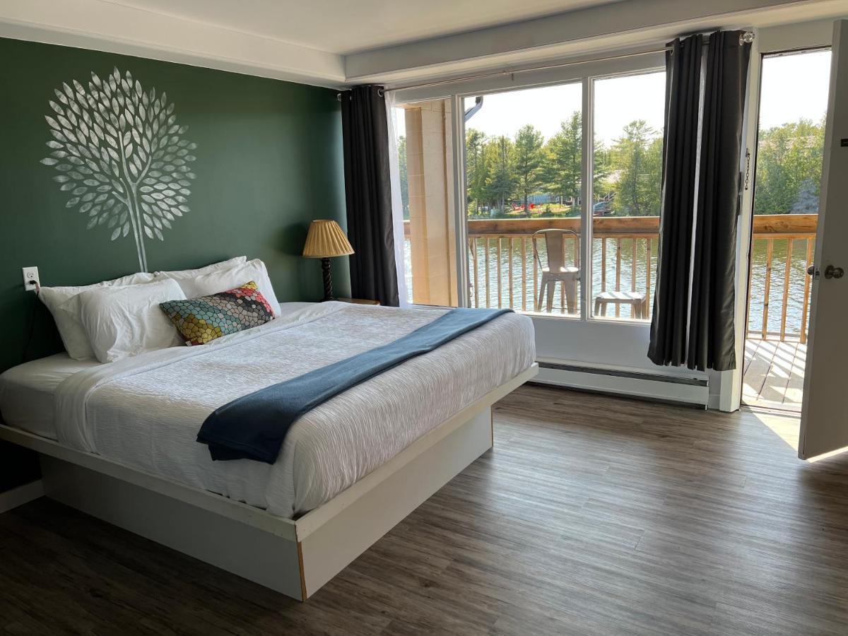 Kit Wat Motel & Marina Sauble Beach Esterno foto