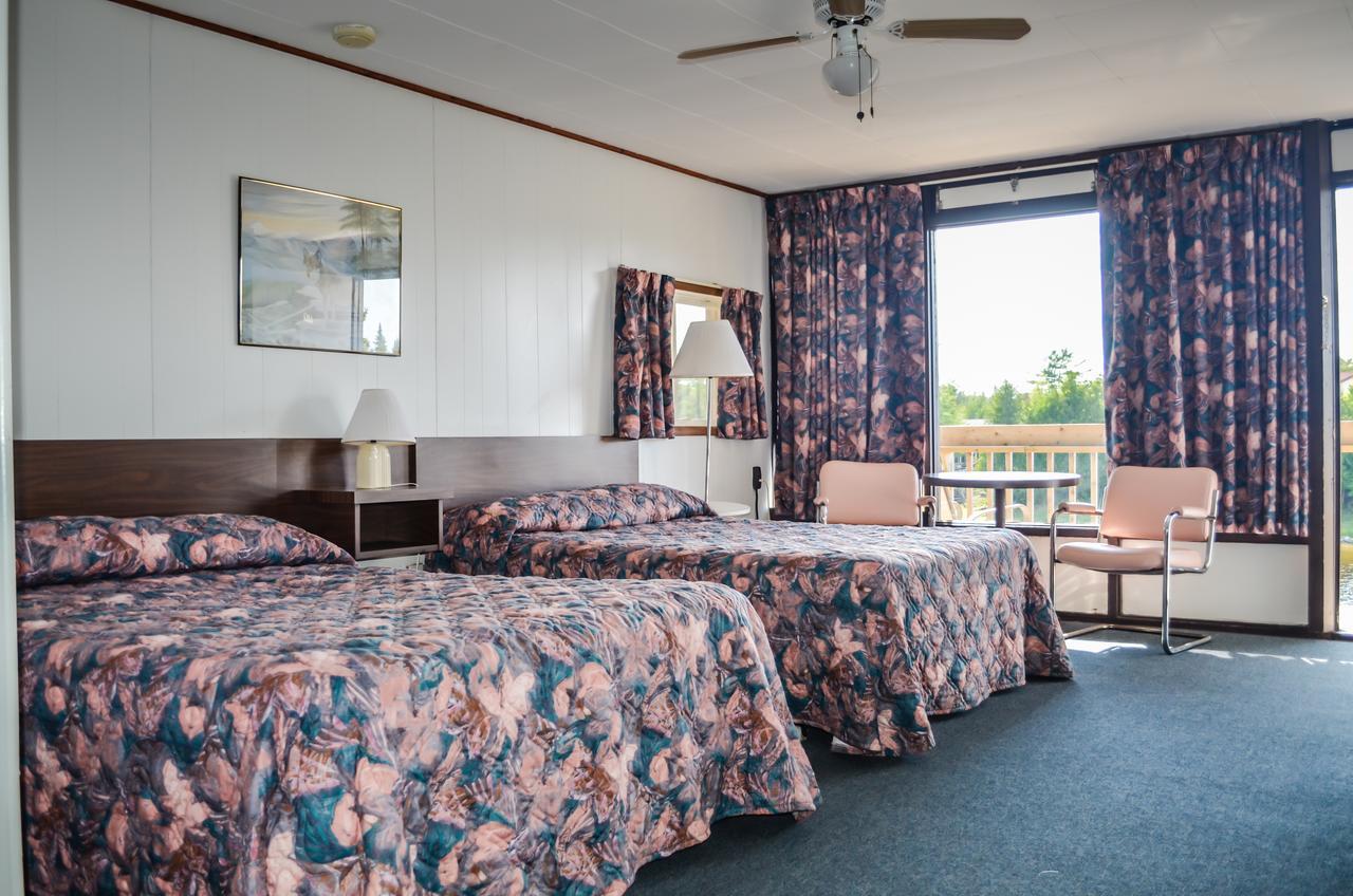 Kit Wat Motel & Marina Sauble Beach Esterno foto